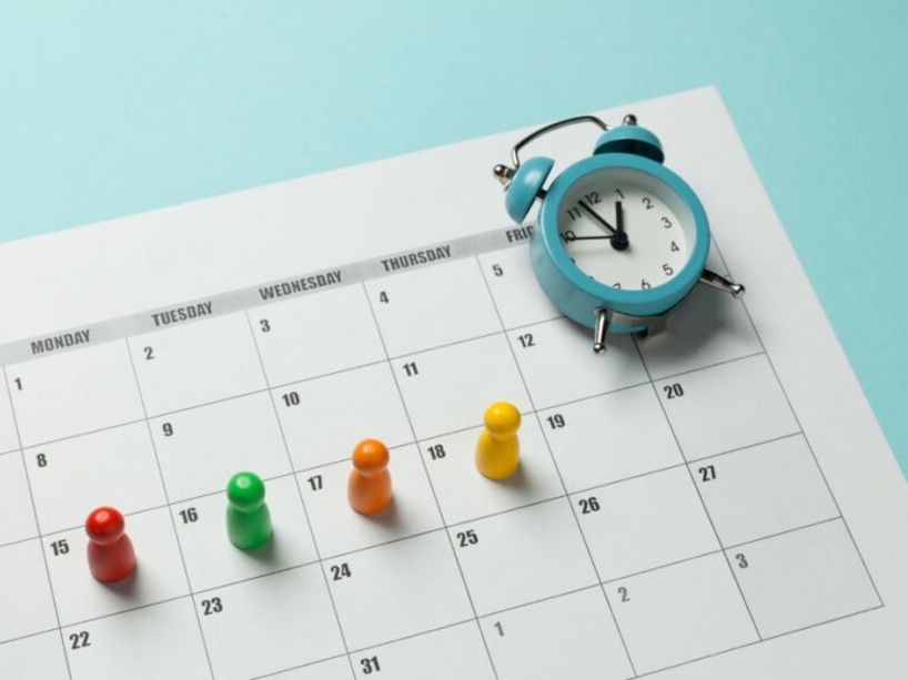 Leia mais sobre o artigo Rotina de 4 dias de trabalho: mito ou produtividade sustentável?