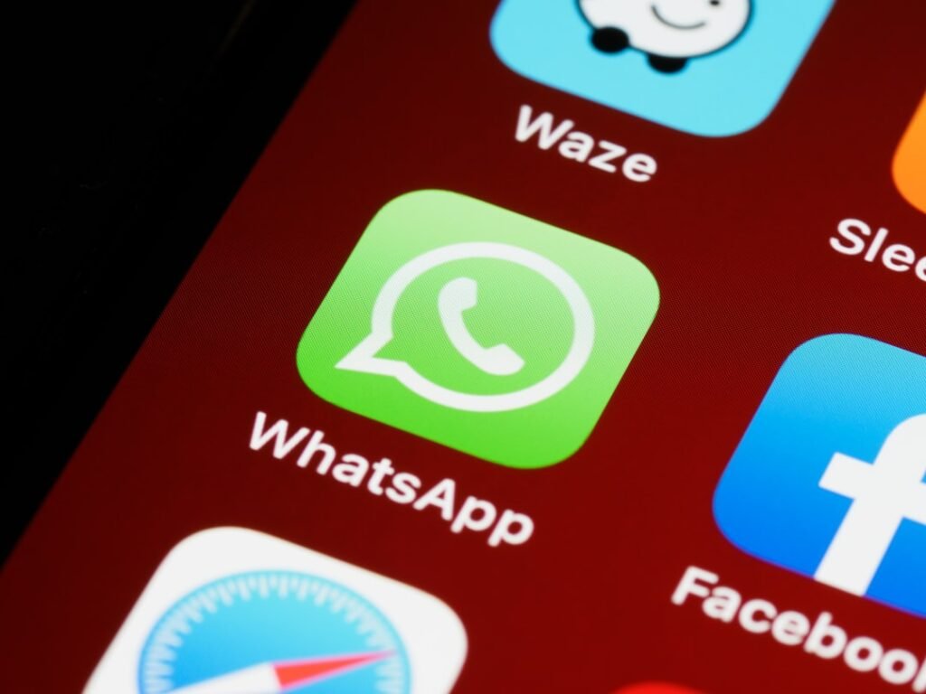 Leia mais sobre o artigo Como rodar agentes no WhatsApp dentro da LGPD